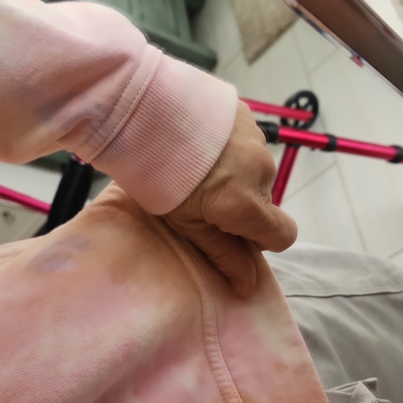 Universal Thread $10 - Picture 3 of 7